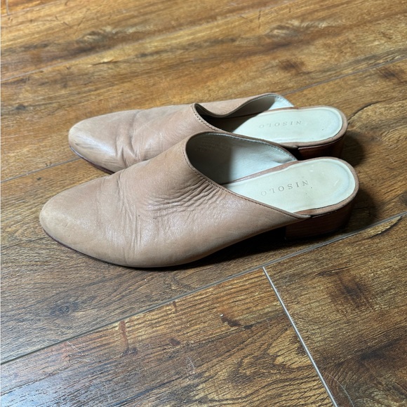 Nisolo Mule Slides - Picture 2 of 3